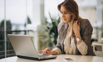 How to Successfully Outsource Bookkeeping for Accountants