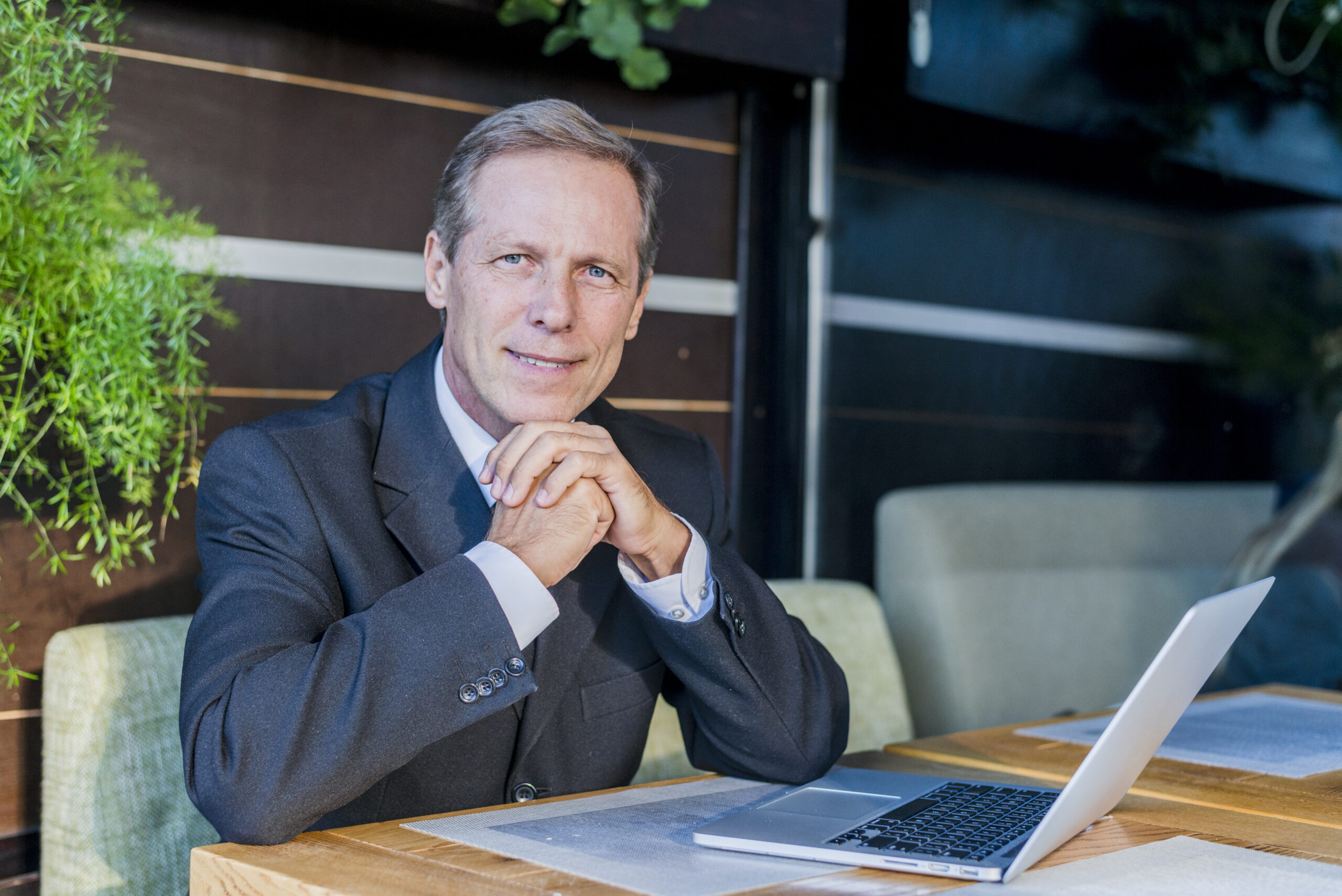 CAS Vs CAAS Accounting | Image by Freepik