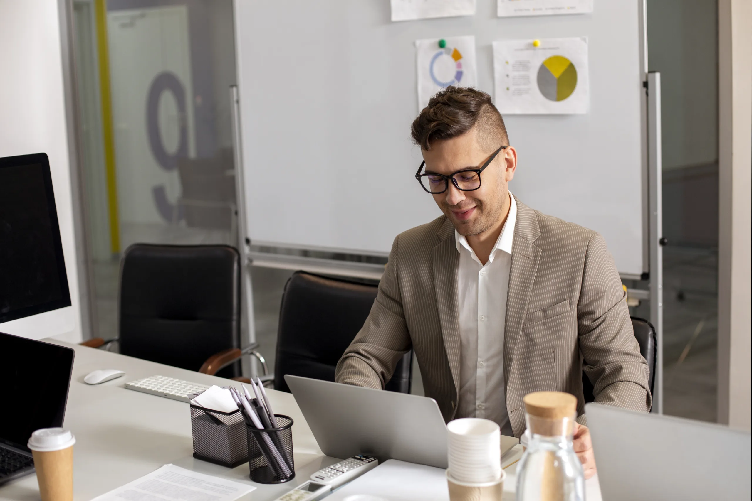 Why U.S. Accounting Firms Outsource | Image by Freepik
